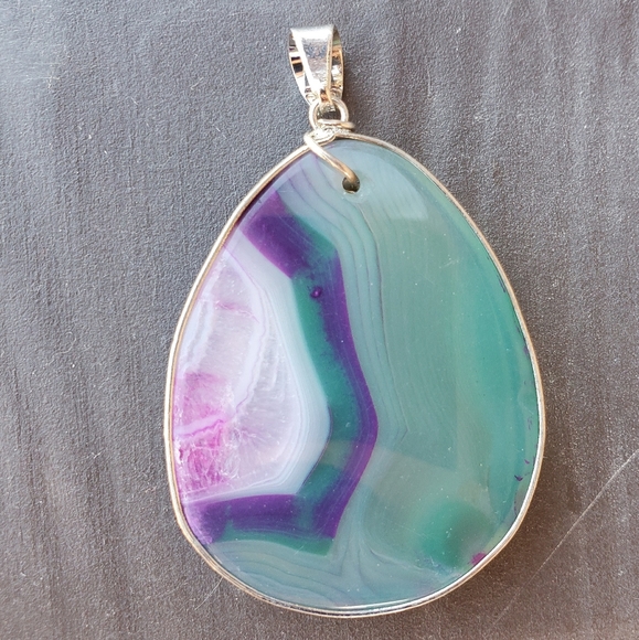 New Purple Green White Onyx Agate Teardrop Pendant - Picture 3 of 16